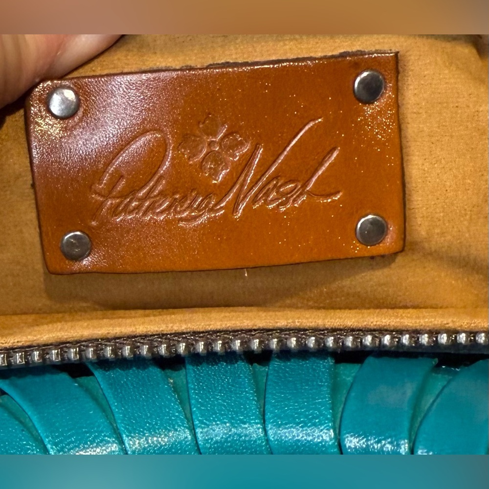 Patricia Nash Turquoise Leather Hand Bag with Detachable Crossbody Strap - Picture 3 of 5